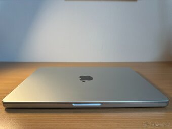MacBook Pro 14'' 2021 / M1 Pro / 16GB / 512GB SSD - 5