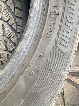 Prodám zimní sadu 215/55 r18 - 5