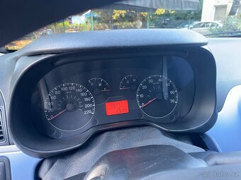 Fiat Grande Punto 1.4 - 5