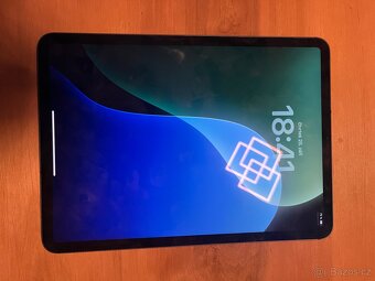 Apple iPad Pro 11 2. generace 256GB - 5