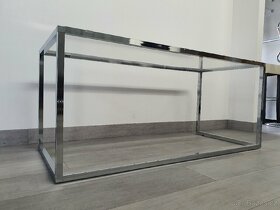 Výstavní stolek, zvyšovák s plexi plochou - 5