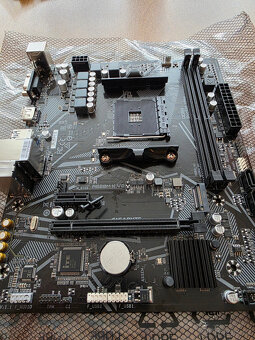Gigabyte A520M K V2 + Zaruka - 5