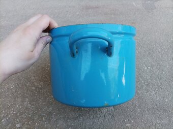 Smaltovaný modrý hrnec, průměr 20 cm, I. - 5