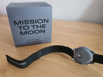 Omega x Swatch - MoonSwatch - Mission to the Moon - 5