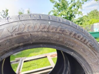 225/55R17 - 5