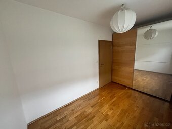 Pronájem bytu 3+kk 55m² vč. zahrady 110m² a park. stání - 5