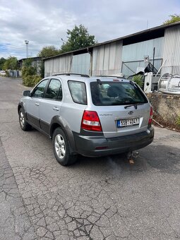 Kia Sorento 2,5 crdi 104kw - 5