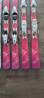 Dívčí lyže a lyžáky - 5