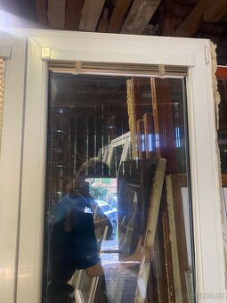 Dvoukřídlé balkonové dveře 148x227cm použité - 5