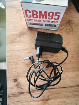 Wah-wah pedál Dunlop CBM95 Cry Baby mini - 5