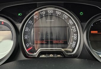 Citroen C5 2.0, 103 kW, Naftový, Tourer - 5