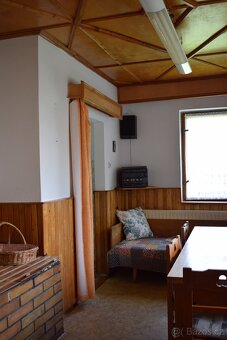 Prodej domu 320 m2 s pozemkem 1491 m2 v Radešově u Čestic - 5