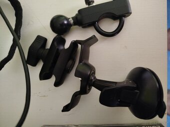 Navigace na motorku Garmin Zumo - 5