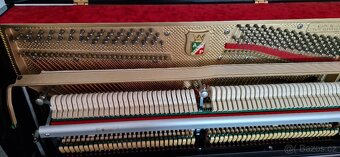 Černé piano Petrof 118 r. v. 2005 - 5