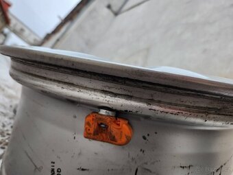 zimní Alu kola disky orig Volkswagen Touareg Audi - 5