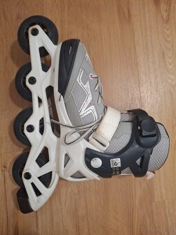 Kolečkové brusle Decathlon – rostoucí, vel. 32-35 - 5