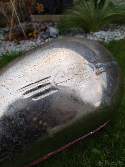 Nádrž Jawa Pérák - 5