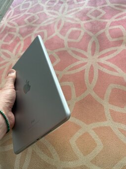 Apple Ipad 6.generace 128gb - 5