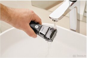 Planžetový holící strojek - 5