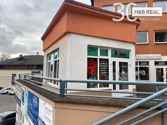 Prodej obchodních prostor 50m2, Vsetín, ulice Na... - 5