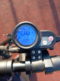 Elektrokoloběžka Janobike T10 -> Zlevněno - 5