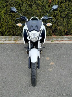 Honda CB 125F - 5
