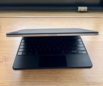 iPad Pro M1, 1TB (16gb RAM) + Cellular + Magic Keyboard - 5
