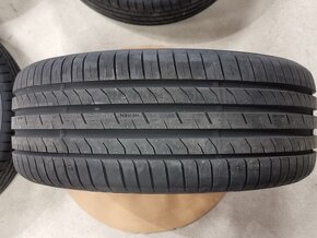 značková alu MAK Wolf 8x18" 5x112 ET30 s pneu 245/45 R18 - 5