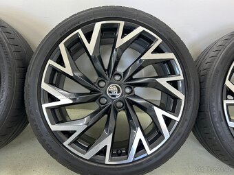 letní originál sada Škoda Superb IV Helix 19" 5x112 - 5
