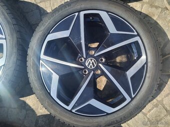 VW ID.3 orig. zimni kola 5x112 + 215/50/19 ZIMA - 5