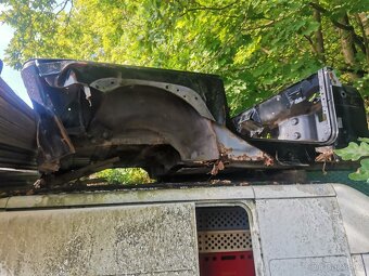 JEEP WRANGLER YJ - PRODÁM DVEŘE + LEMY BLATNÍKŮ + SKELET - 5
