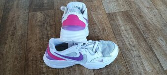 Prodám dětské boty zn. Nike pro vel.38.5 - 5