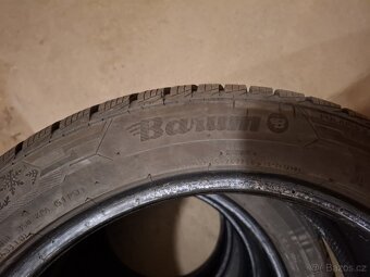 205/50/R17 zimni pneu - 5