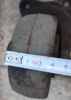 Litinová otočná zátěžová kolečka na ložiskách - 5