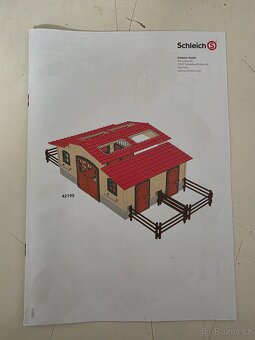 Schleich 42195 Stáj s koňmi a příslušenstvím, od 3 let, FARM - 5
