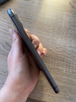 iPhone 11 64GB - 5