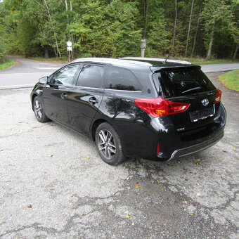 Toyota Auris 1,8i 73kw HYBRID, 2015, NAJETO 134TKM, EDITION - 5