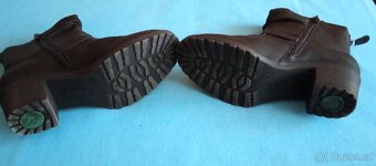 Dámské zimní boty zn. ESMARA  ( vel. 37) - 5