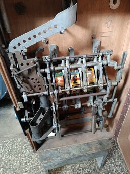 Starý výherní automat NOVAMAT 1952, art Deco, funkční - 5