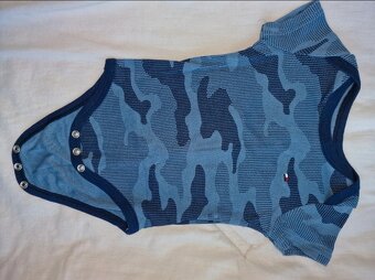3ks Tommy Hilfiger body - 5