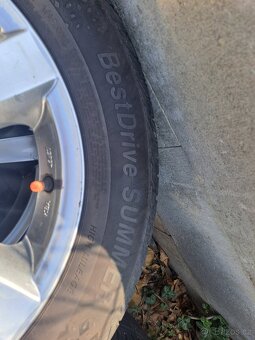 ALU KOLA DEZENT 7jX16h2 et15 + LETNÍ PNEU 215/55r16 - 5