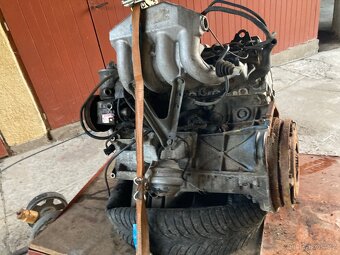 Motor Mercedes w202 - 5