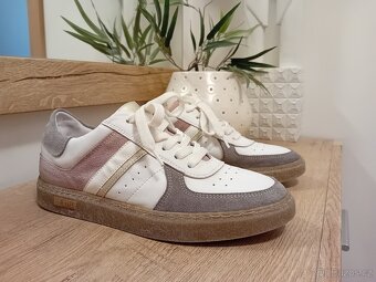 HIP Shoe Style dámské tenisky vel. 38 kožené - 5