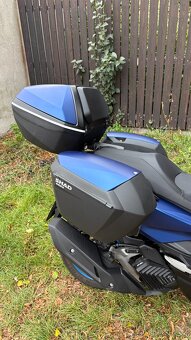Honda Forza 125 modrá Pacific - 5