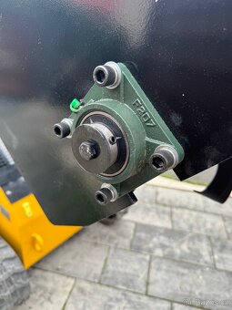 Rotavátor pro mininakladač - 5