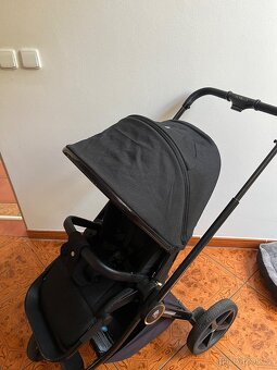 Kočárek Venicci Tinum Upline All black - 5