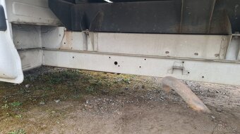 Opel Movano 2,5 TD 94 kw..11/2000 - 5