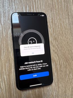 Apple iPhone Xs 256GB Černý - 5