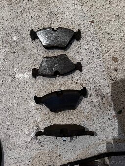 Přední brzdy E46 M3 - 5