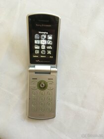 Sony Ericsson W508 s krabicí a s doplňky - 5